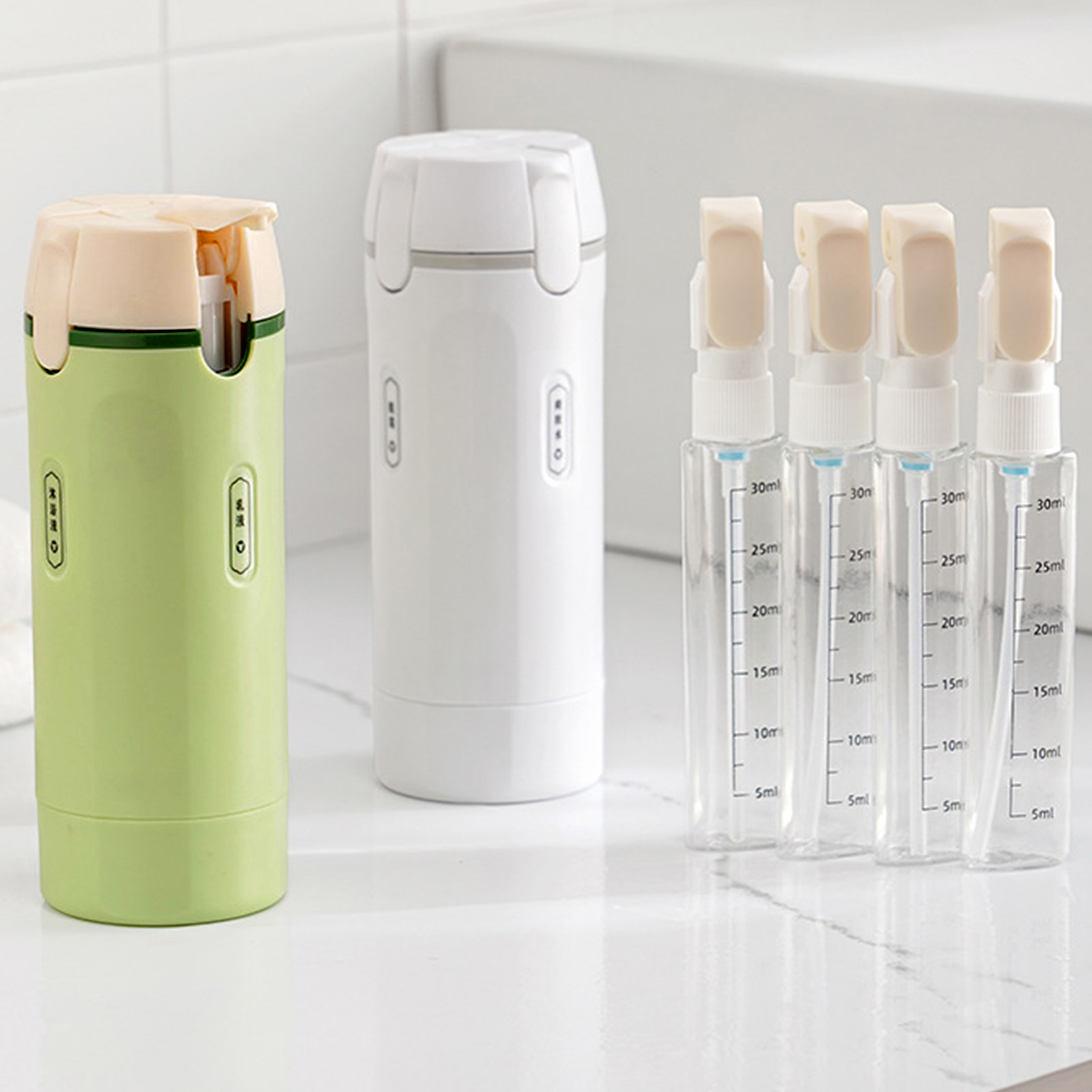 Gel Refill Pack - 4-in-1 Reise-Flüssigkeitsspender-System mit Unterteilten Flaschen für